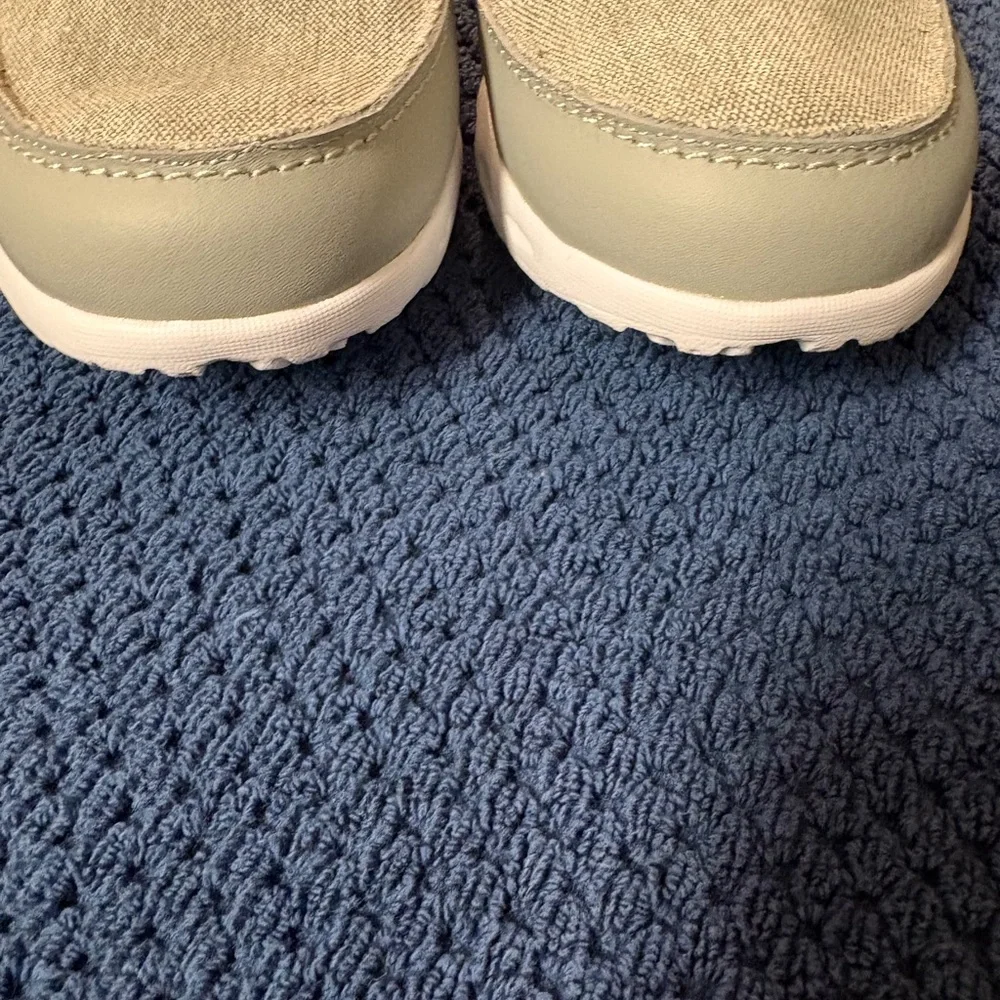 Frogg Toggs new without